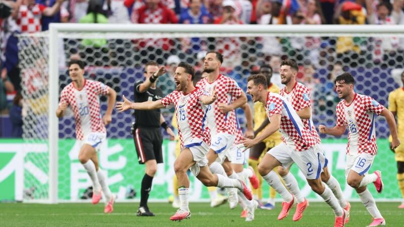 Highlights: Vlasic erlöst Kroatien spät