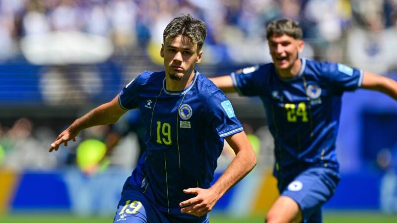 Highlights: Alajbegovic und Mahmic schießen Bosnien zum Sieg