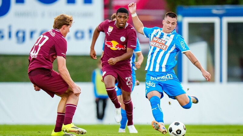 Highlights: Nach Platzverweis! FAC schießt Liefering ab