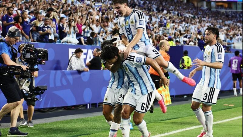 Highlights: Traumtor - doch Argentinien biegt Kap Verde trotzdem