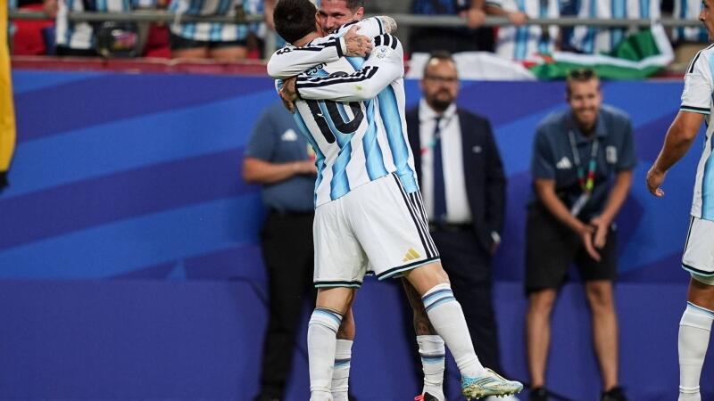Highlights: Messi-Show zum Auftakt! Argentinien besiegt Algerien deutlich