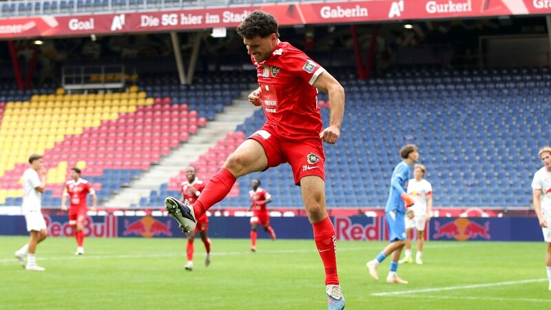Highlights: Hartwig erlöst SKN gegen zehn Lieferinger