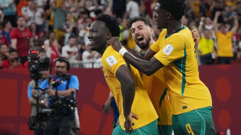 Highlights: Australien schockt Türkei - zwei Mal!
