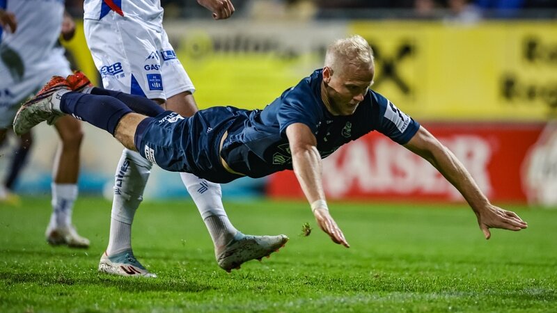 Highlights: Blau-Weiß lässt wegen Peham Punkte liegen