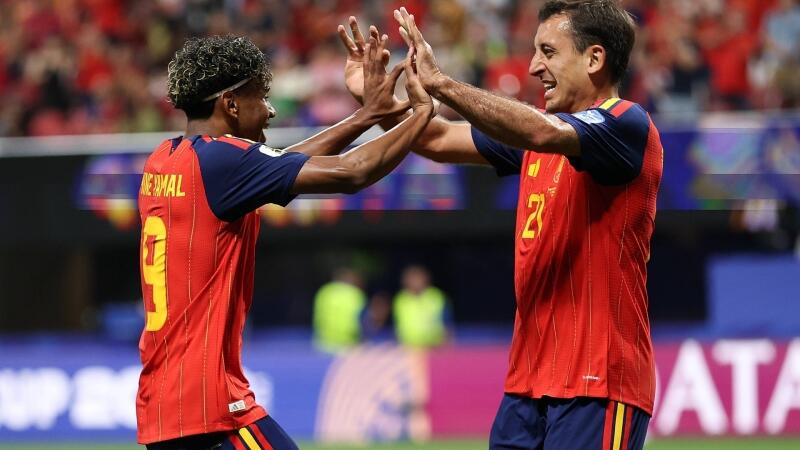 Highlights: Yamal und Oyarzabal zaubern bei Spanien-Sieg